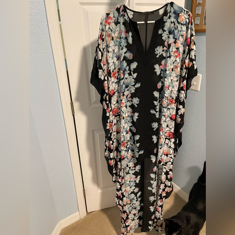 Bcbg kimono pullover